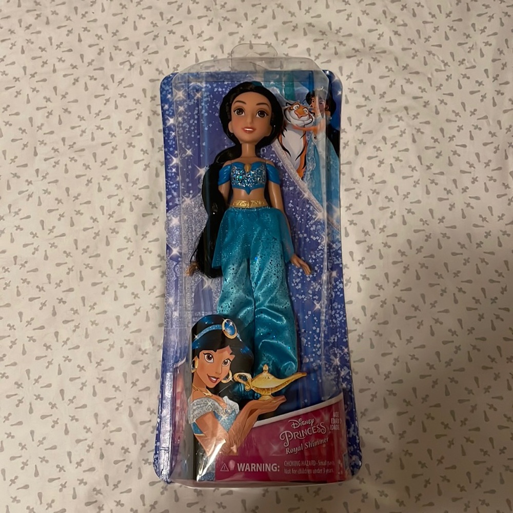 BRAND NEW Princess Jasmine doll